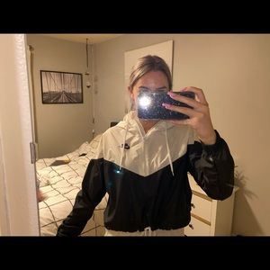 Nike half zipped cropped windbreaker